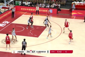 手熱得發(fā)燙！楊舒予底角直接無視防守接球飚進三分，本場第5記！