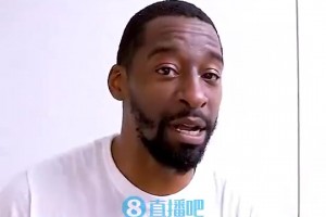 當(dāng)年隔扣詹姆斯錄像被沒收？克勞福德：耐克500刀還沒給！現(xiàn)在得漲價！