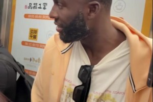 追夢剛剛落地，場上兇悍，場下靦腆