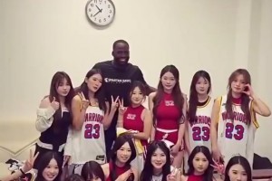 好家伙，沒(méi)想到追夢(mèng)的女粉絲也這么多啊 ??