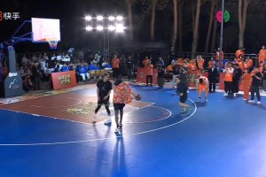 徐靜雨真慘！和追夢連線，慘遭郭艾倫大帽，還被郭艾倫從身上跳過