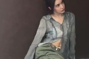 不愧是時(shí)尚達(dá)人！美娜這衣品符合吧友們的審美嗎？??