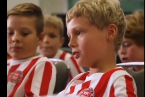 左腳將！薩卡此前：我想跟梅西一起踢球，他是個(gè)無私的團(tuán)隊(duì)球員！