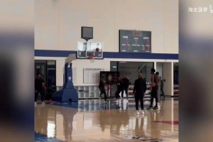 比利時國家隊在根特備戰(zhàn)北馬其頓的比賽！