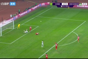 戲劇性拉滿！王國明兩連撲點但犯規(guī)重罰，法比奧點射戴帽