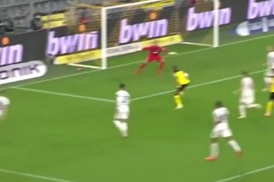 各慶祝各的！名場(chǎng)面：哈蘭德多特時(shí)期的爆射絕殺！